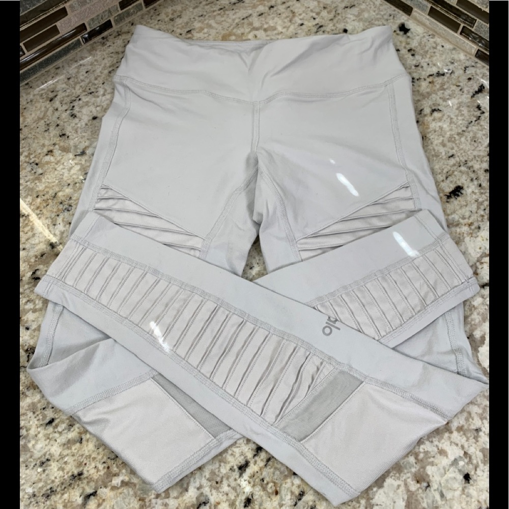 ALO Moto Leggings